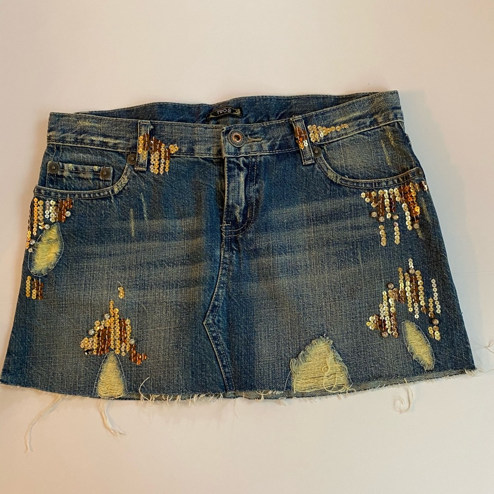Sequence & Distressed Jean Skirt